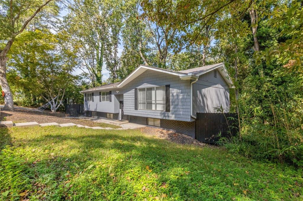 2276 SKYLINE Drive