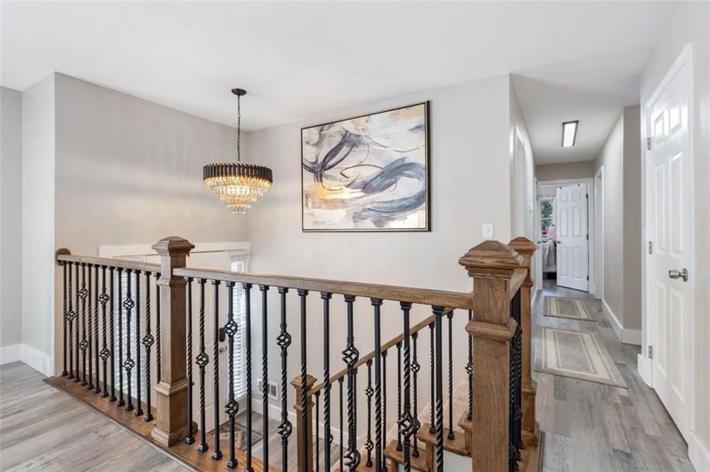 2276 SKYLINE Drive