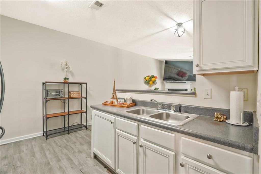 384 Parc River Boulevard, Lawrenceville, Georgia image 15