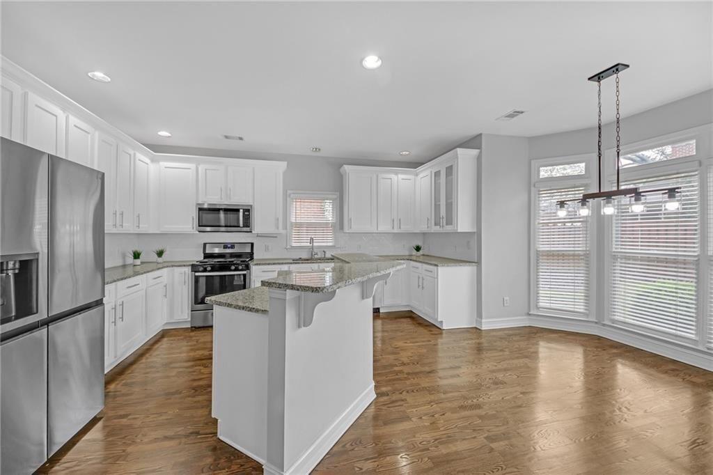 1125 Blackshear Drive