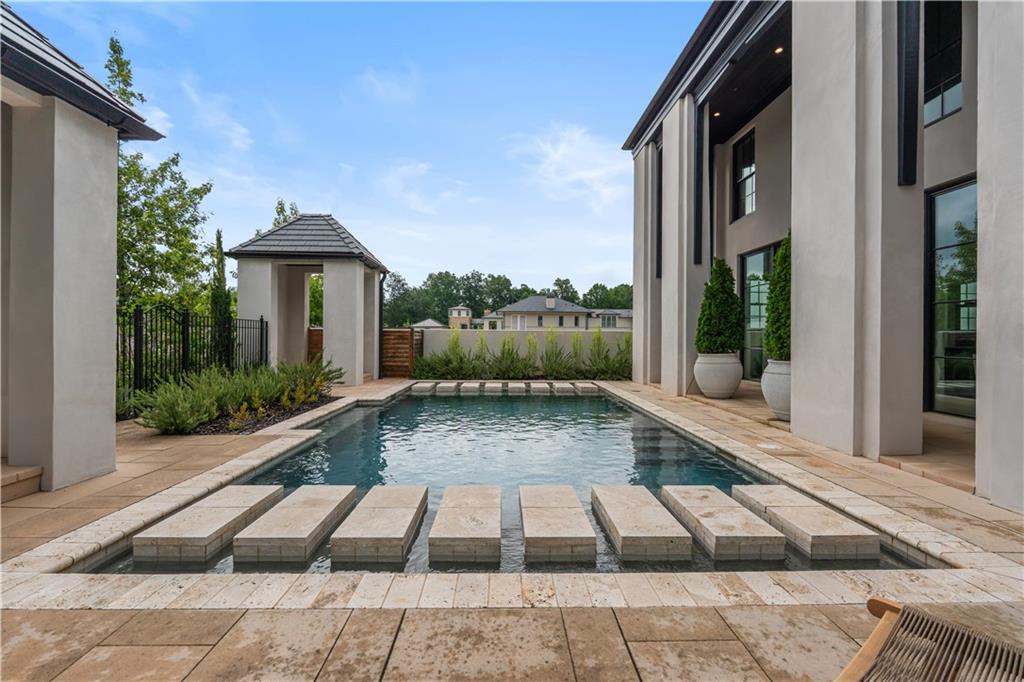 220 Guild Lane