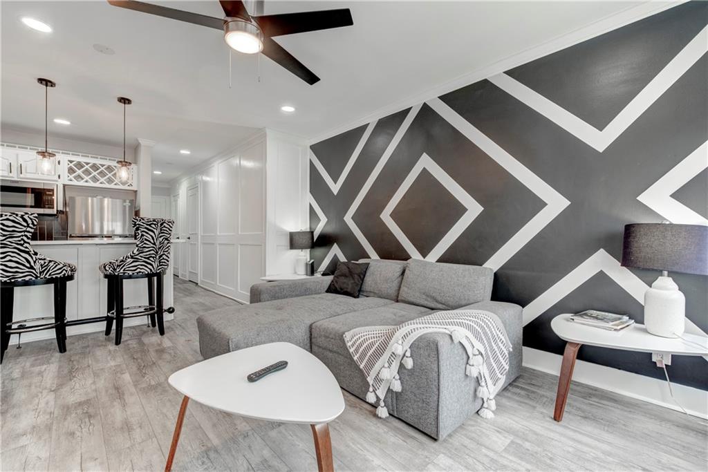 215 Piedmont Avenue NE 2210