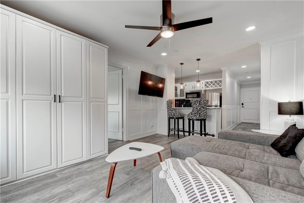 215 Piedmont Avenue NE 2210