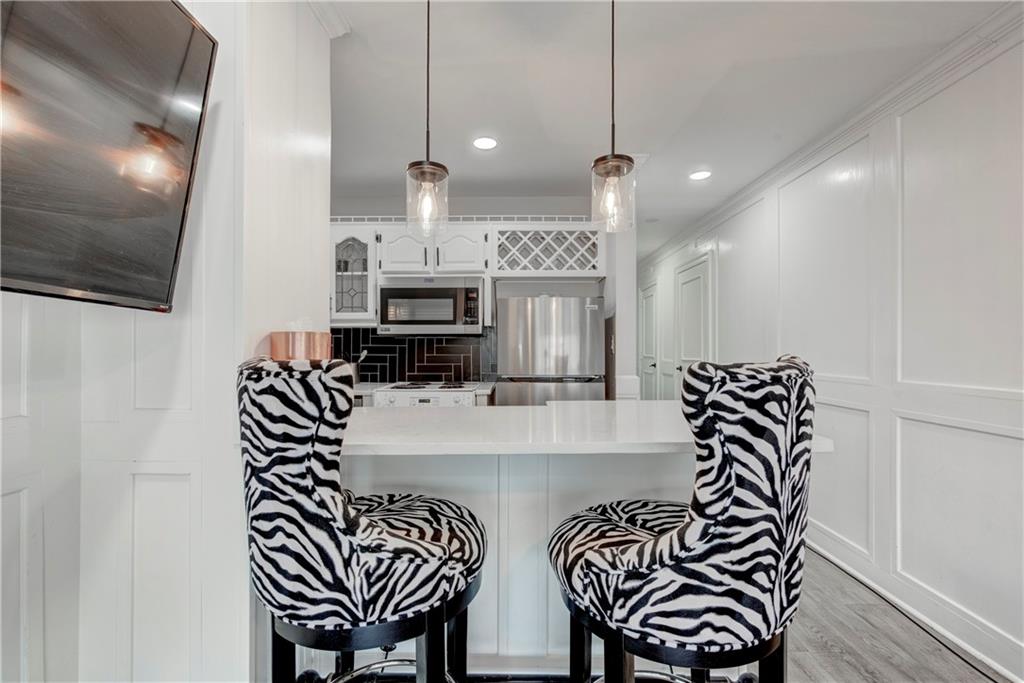 215 Piedmont Avenue NE 2210
