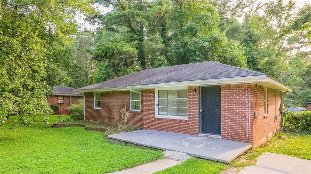 1803 Hollyhock Terrace