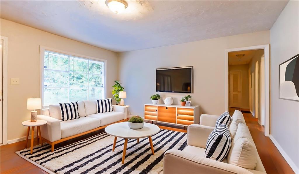 1803 Hollyhock Terrace