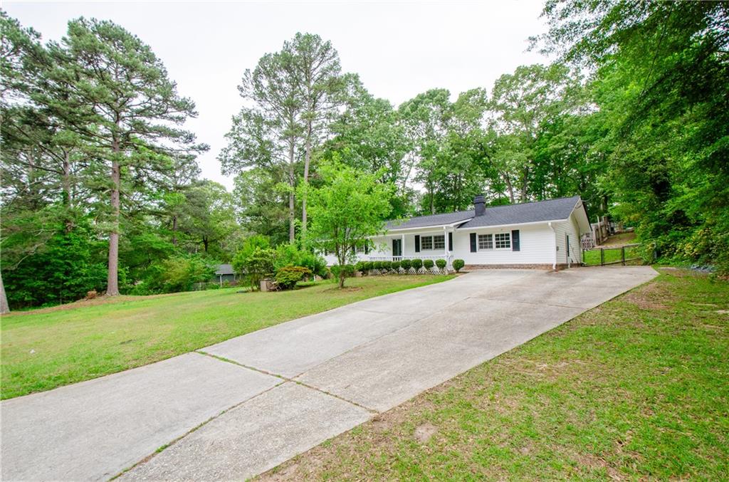2923 Bicentennial Drive, Stone Mountain, Georgia image 32