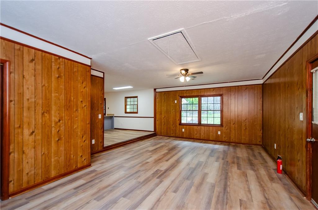2923 Bicentennial Drive, Stone Mountain, Georgia image 14