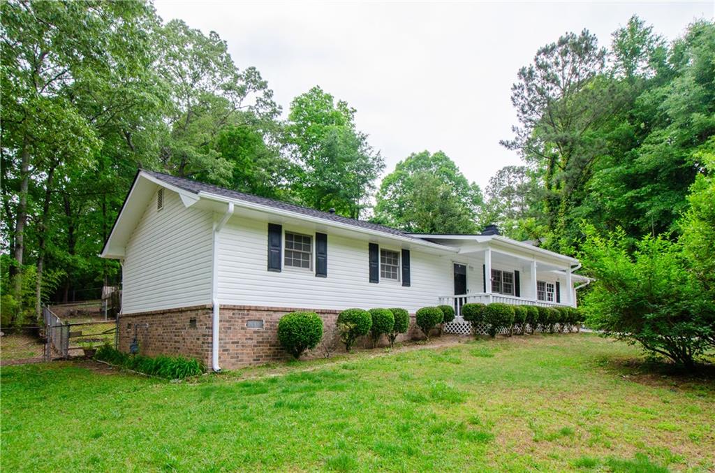 2923 Bicentennial Drive, Stone Mountain, Georgia image 34