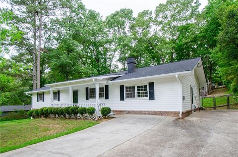2923 Bicentennial Drive Stone Mountain GA 30087