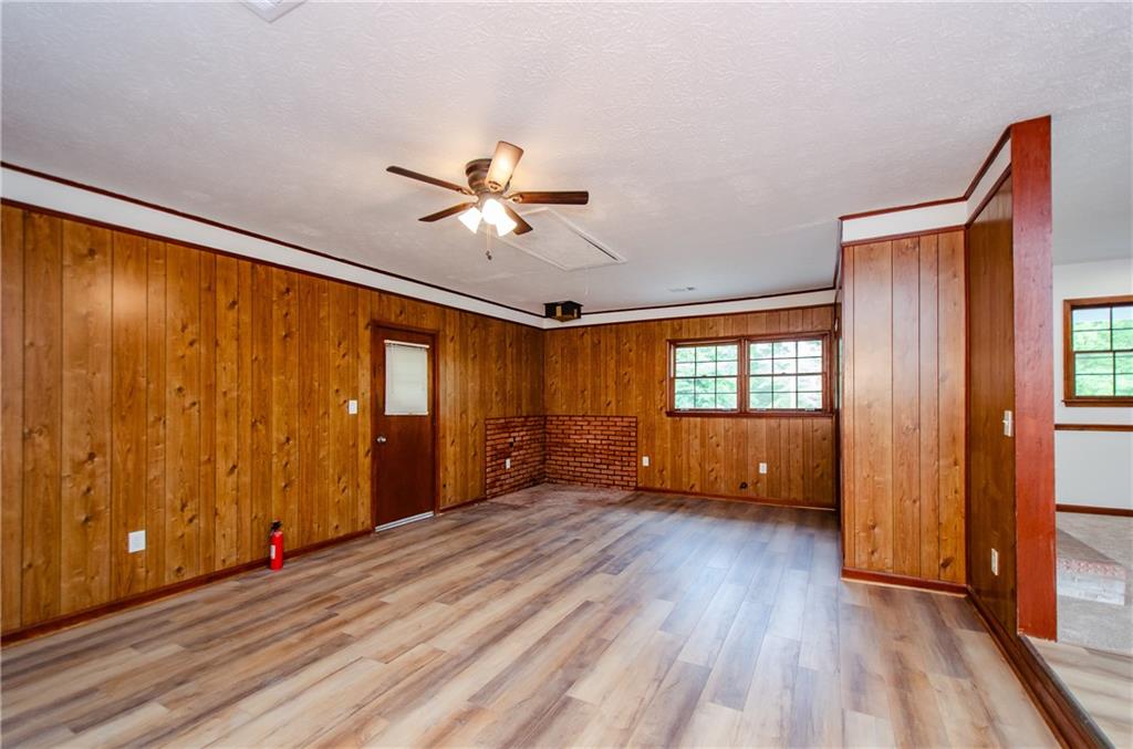 2923 Bicentennial Drive, Stone Mountain, Georgia image 12