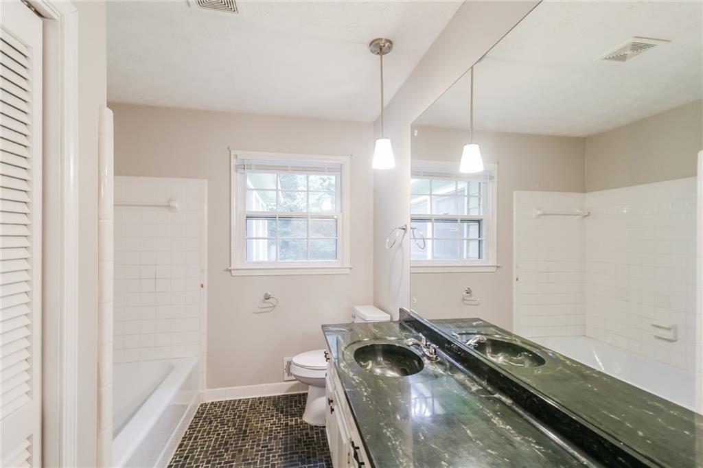 2466 Country Club Drive, Conyers, Georgia image 23