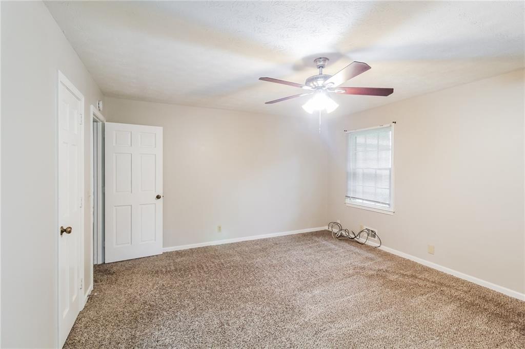 2466 Country Club Drive, Conyers, Georgia image 17
