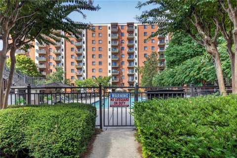Photo of 300 Johnson Ferry Road NE #B315, Sandy Springs, GA 30328 (MLS # 7834771)