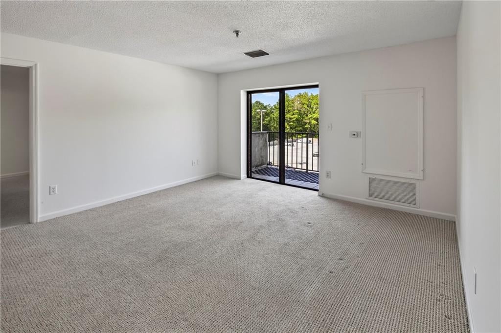300 Johnson Ferry Road NE B315