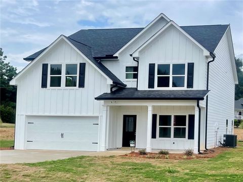 25 Harriet Drive Lavonia GA 30553