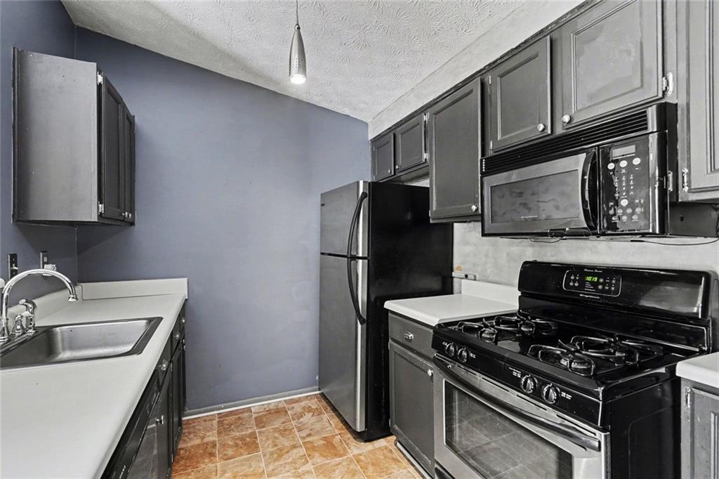 1325 Keys Lake Drive NE