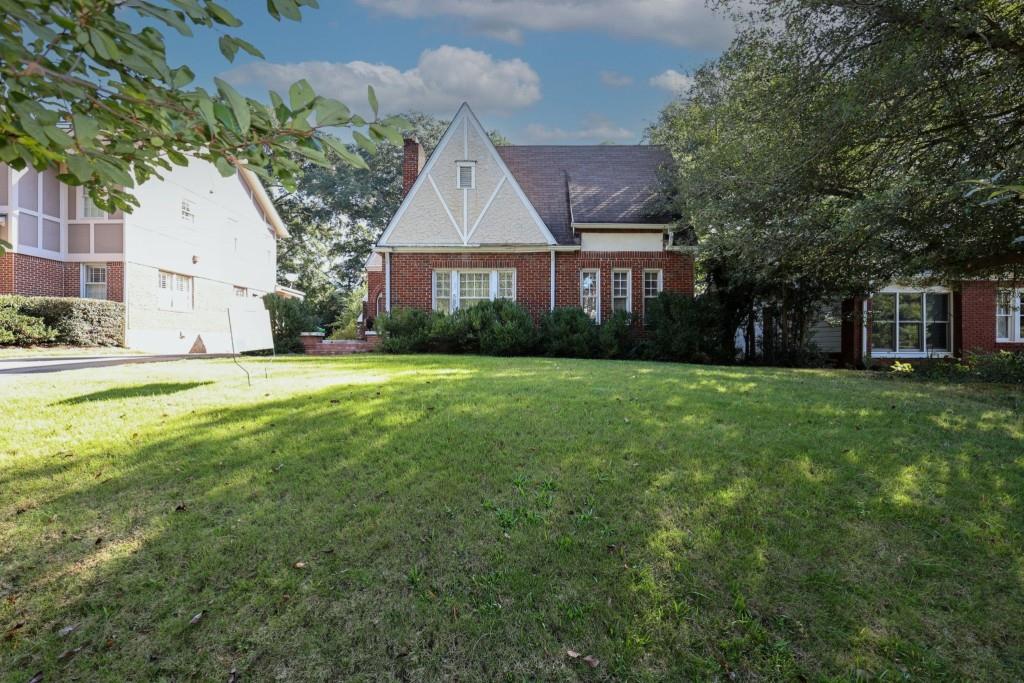 12 Fairfield Drive