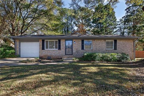 1517 Colony East Circle Stone Mountain GA 30083