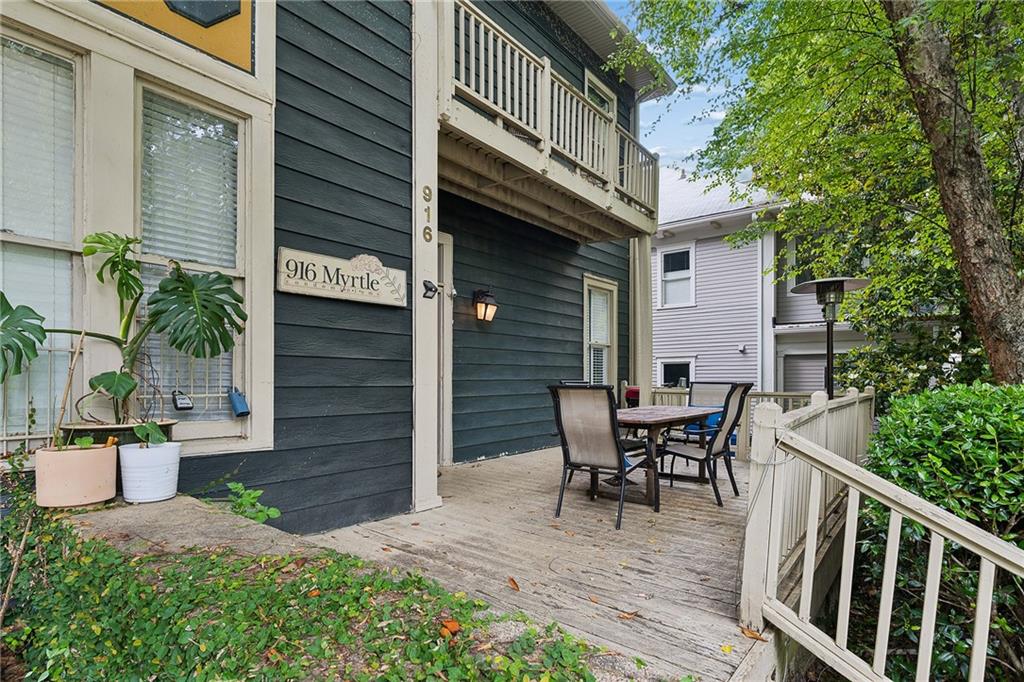 916 Myrtle Street NE 5