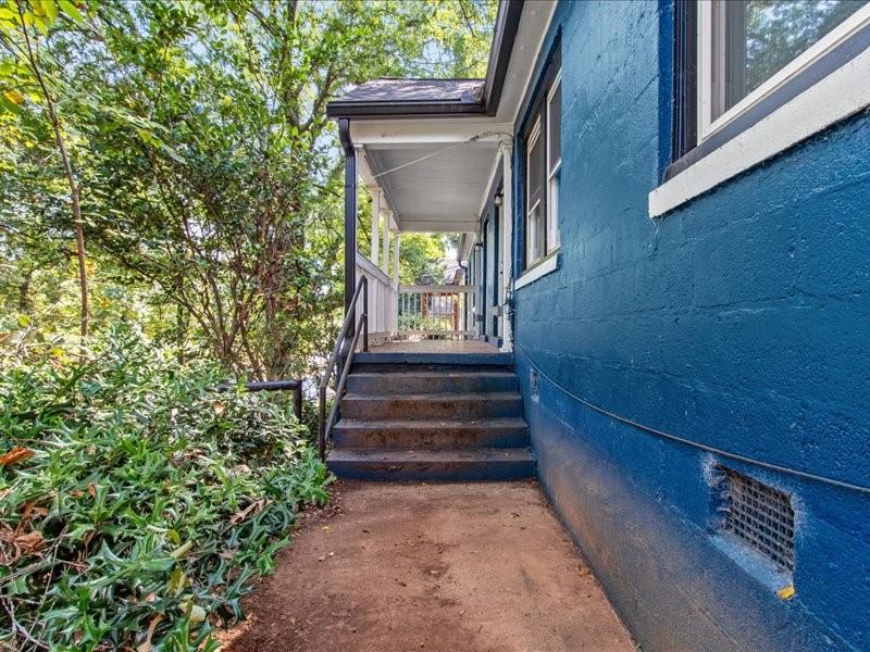 253 Lawton Street SW