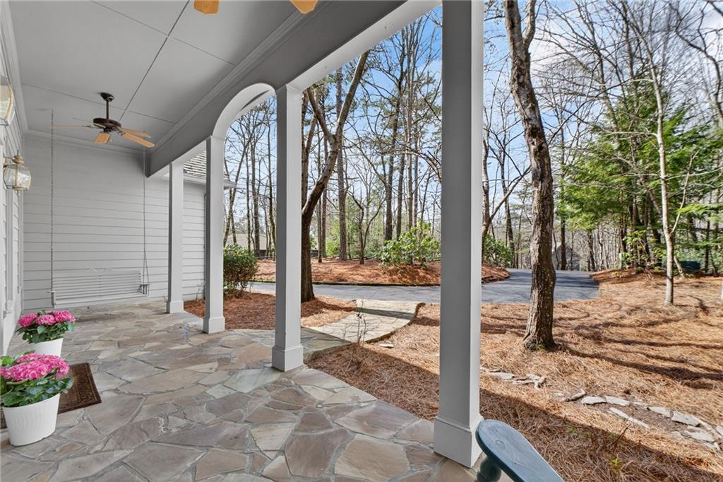 1027 Hunters Trace