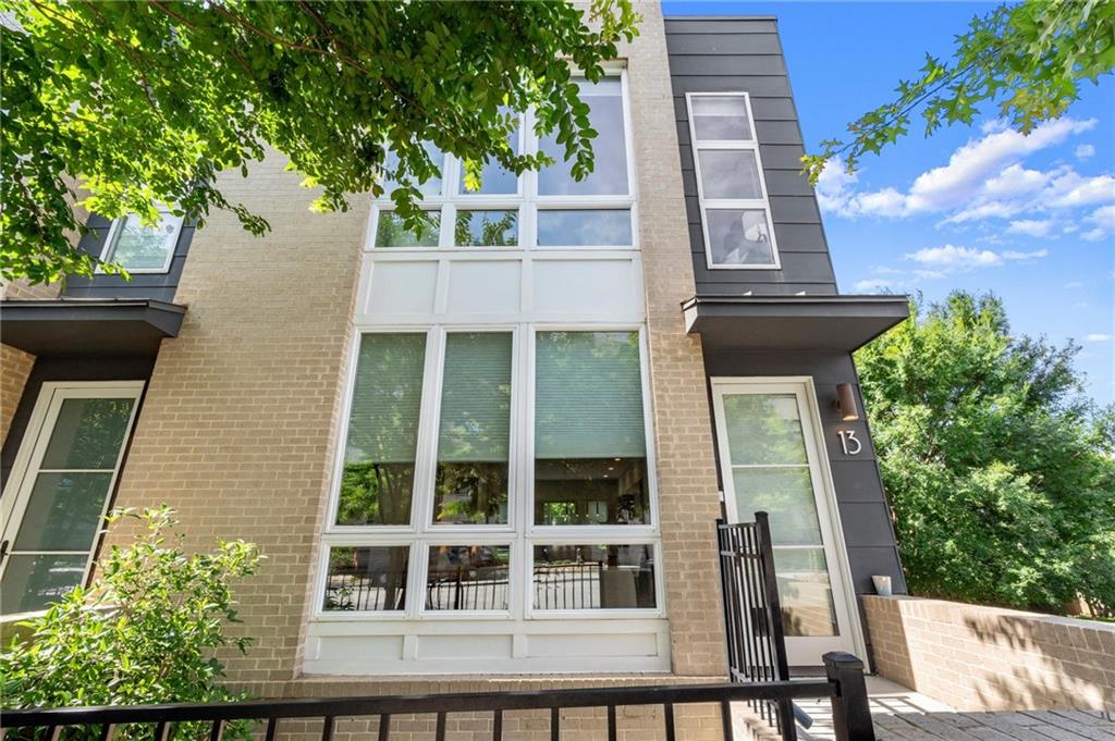1463 La France Street NE 13