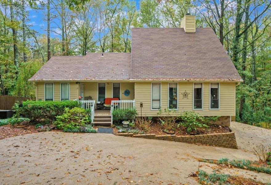 SPACIOUS CONTEMPORARY HOME WITH THE PERFECT LOCATION! GREAT ROCKING CHAIR FRONT PORCH! THERE IS A HUGE VAULTED LIVING ROOM PERFECT FOR FAMILY GATHERINGS. THE KITCHEN HAS A DINING AREA WITH A ROCK FIREPLACE. THERE IS A LAUNDRY CLOSET ON THE MAIN LEVEL IN THE KITCHEN FOR CONVENIENCE. OFF OF THE KITCHEN, IS ACCESS TO THE DECK FOR GRILLING OUT WITH FRIENDS. THE MASTER BEDROOM IS ON THE MAIN LEVEL AND HAS A WALK-IN CLOSET. THERE IS A HUGE SITTING AREA OFF OF THE MASTER BEDROOM THAT MAKES FOR A PERFECT OFFICE SPACE. THERE IS A FULL BATHROOM ON THE MAIN LEVEL FOR THE MASTER AND FOR GUESTS. UPSTAIRS YOU WILL FIND TWO SPACIOUS BEDROOMS THAT SHARE A JACK & JILL FULL BATHROOM. IN THAT UPSTAIRS BATHROOM THERE IS A TUB/SHOWER COMBO AND A LARGE AMOUNT OF COUNTER AND CABINET SPACE. THE FULL FINISHED BASEMENT IS GREAT FOR A IN-LAW SUITE. THE TILED FOYER TO THE BASEMENT MAKES A GREAT CURRENT OFFICE SPACE. OFF OF THE FOYER IS A LARGE LIVING ROOM, BEDROOM AREA AND A FULL BATHROOM. THERE IS A FULL KITCHEN WITH STOVE, DISHWASHER & SPACE FOR A FRIDGE. ENJOY YOUR MEALS IN THE BREAKFAST AREA OFF OF THE KITCHEN. THERE IS A SPACE & HOOK UPS FOR THE WASHER & DRYER IN THE BASEMENT KITCHEN. THE BASEMENT HAS A SEPARATE DECK AREA OVERLOOKING THE BACKYARD. THERE IS A STORAGE ROOM/EXERCISE ROOM NEXT TO THE BASEMENT APARTMENT. THIS HOME IS LOCATED MINUTES FROM SCHOOLS, WELLSTAR HOSPITAL, ARBOR PLACE MALL, I-20 & RESTAURANTS!