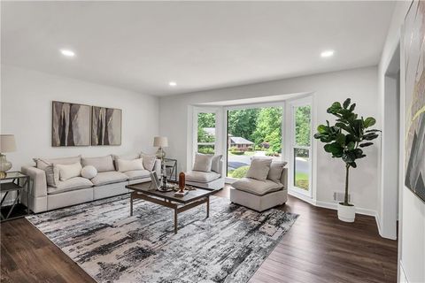 529 GREYSTONE Trail Marietta GA 30068