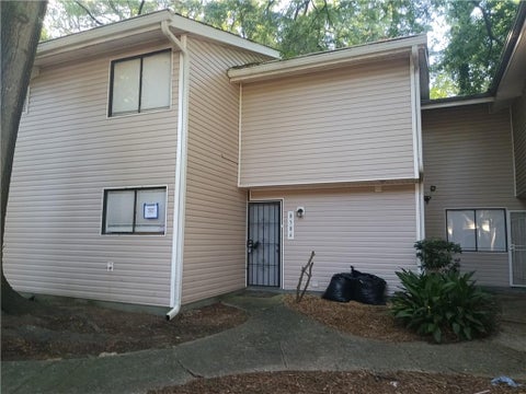 Condo For Sale - 8586 Creekwood Way<br/> Clayton County, Jonesboro, GA 30238