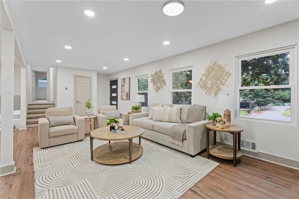 2921 Pine Valley Circle