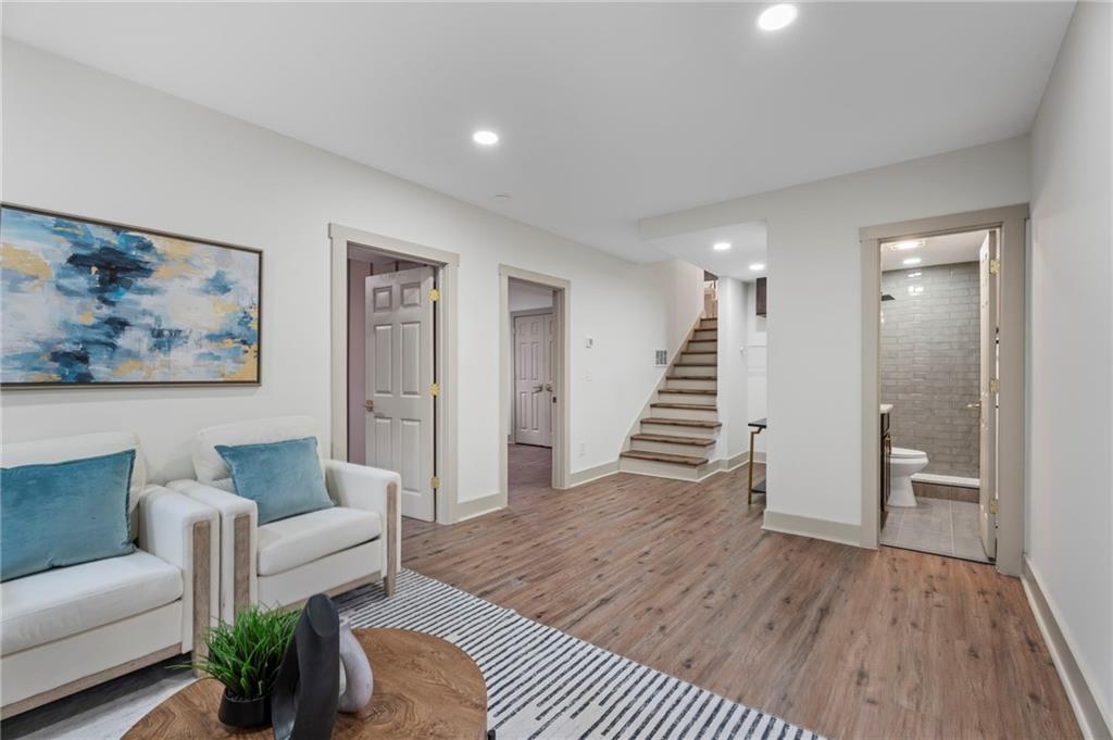 2921 Pine Valley Circle