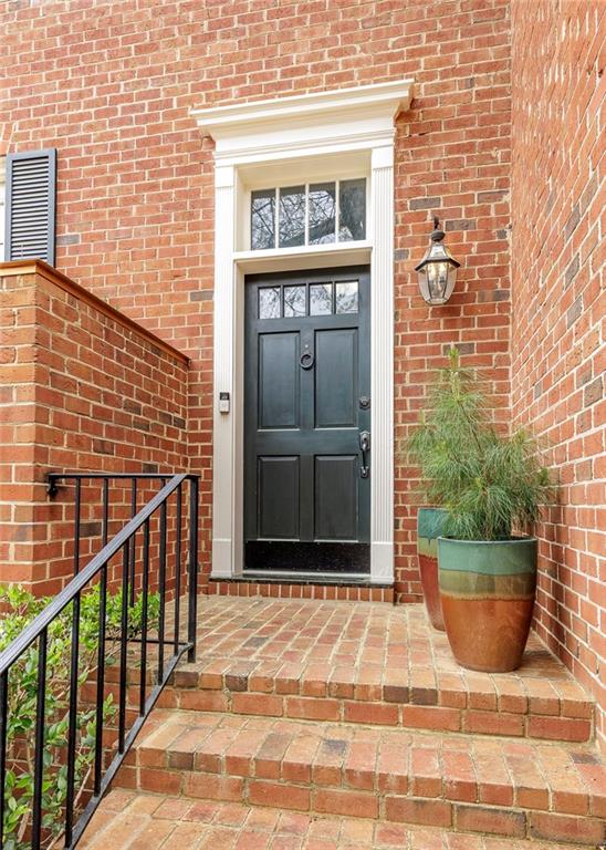 105 Jefferson Circle, Sandy Springs, Georgia image 3