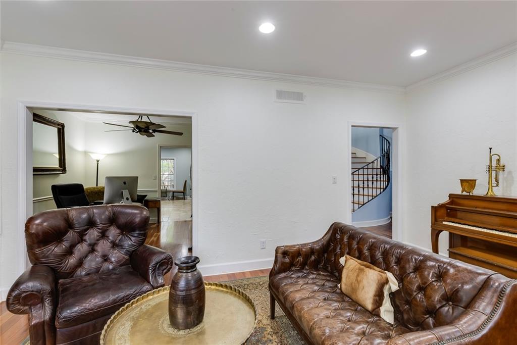 105 Jefferson Circle, Sandy Springs, Georgia image 7