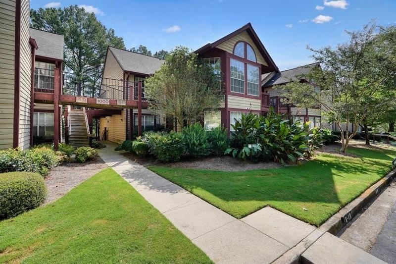 Rivermont Village Condos - Residential Lease