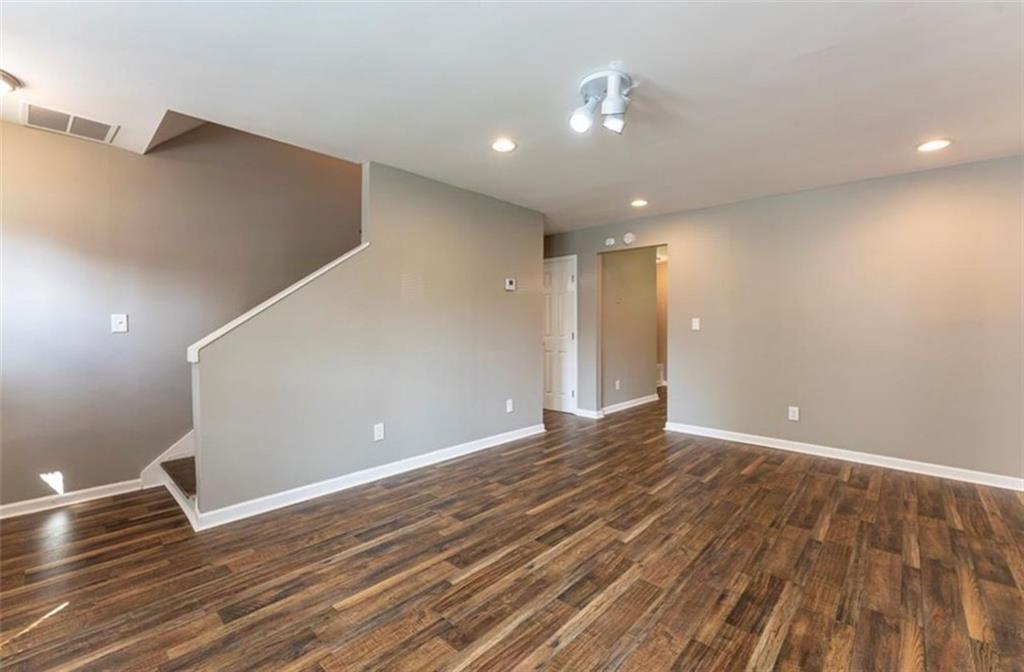 Four Oaks - Residential