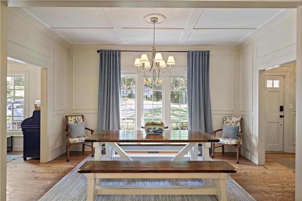 1566 Peachtree Battle Avenue NW