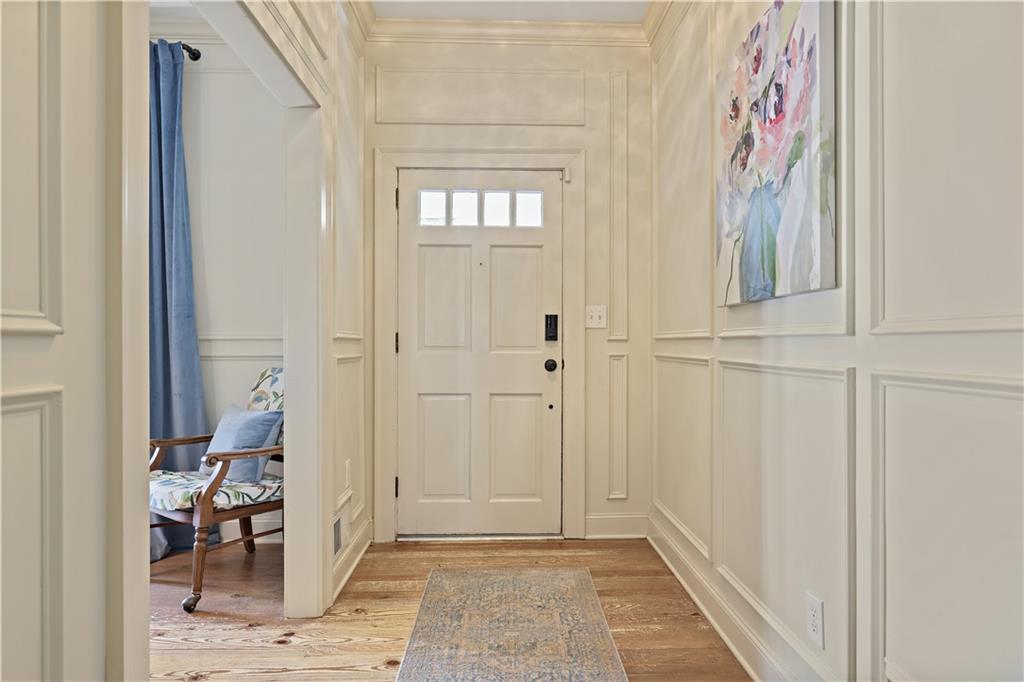 1566 Peachtree Battle Avenue NW