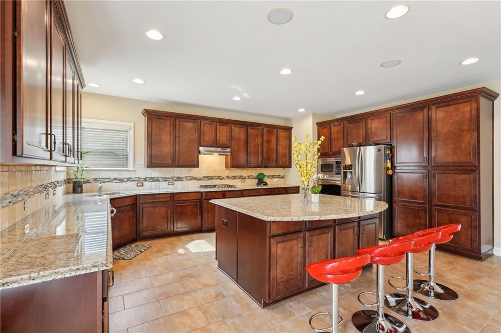 2120 Cain Commons Drive, Dacula, Georgia image 4