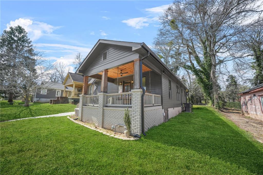 1147 Oakland Drive SW