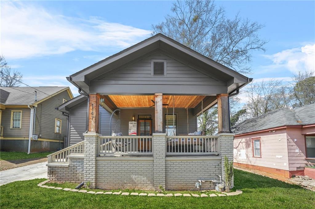 1147 Oakland Drive SW