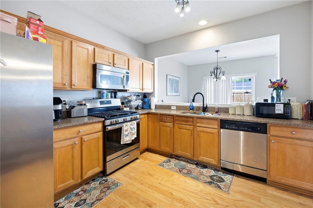 212 Regent Square, Woodstock, Georgia image 13