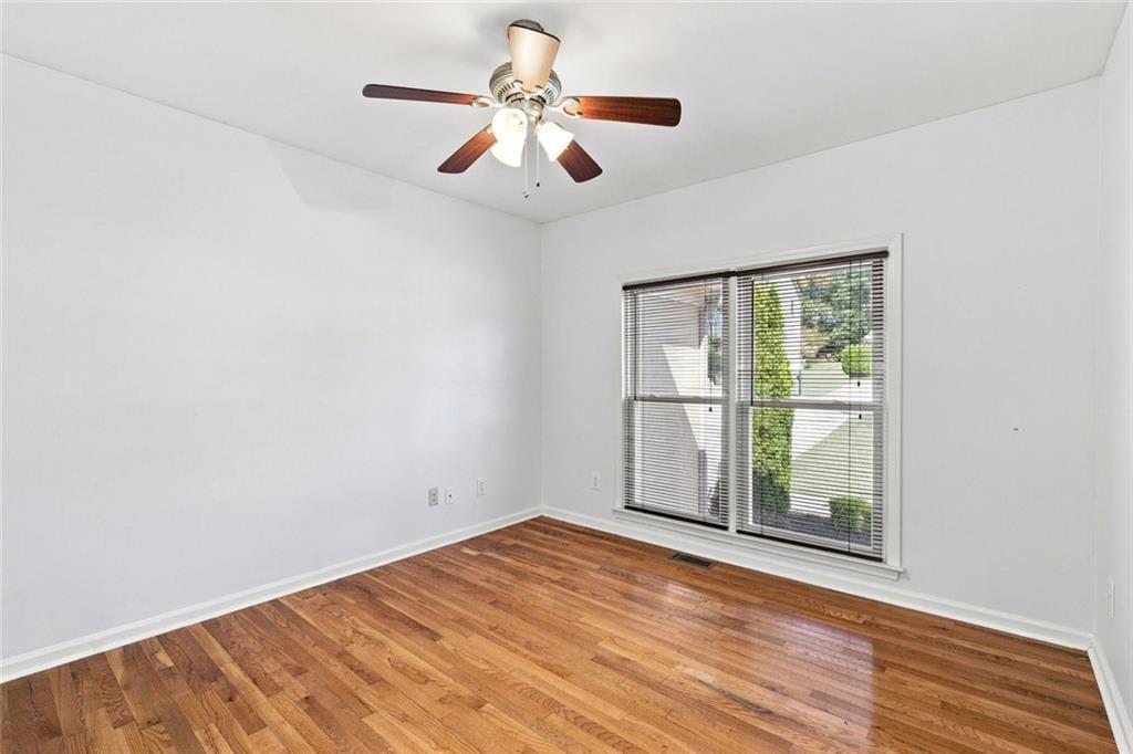 425 Fairford Lane