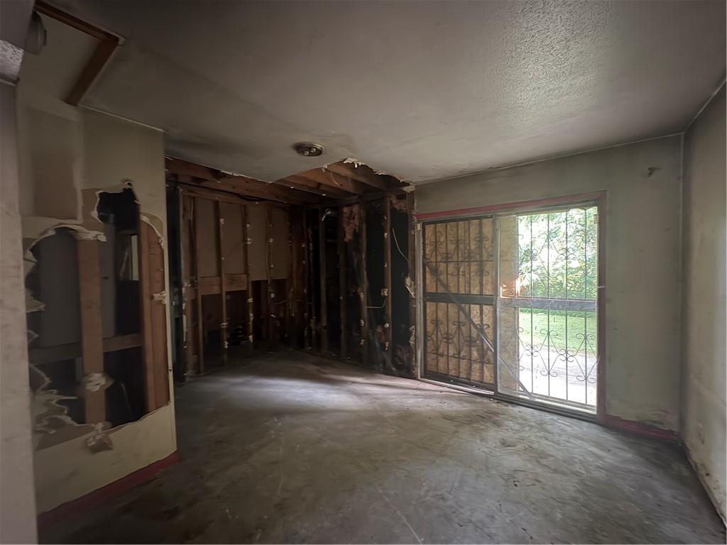99 Peyton Place SW