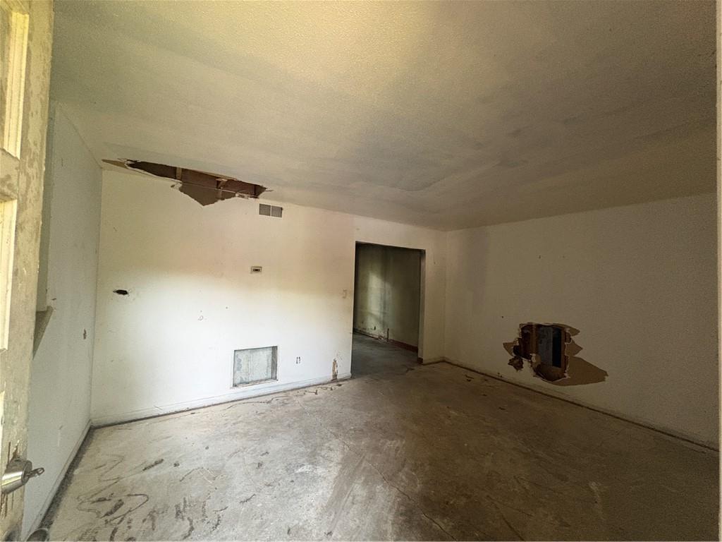 99 Peyton Place SW