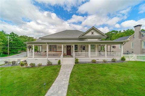 4527 Dallas Street Acworth GA 30101