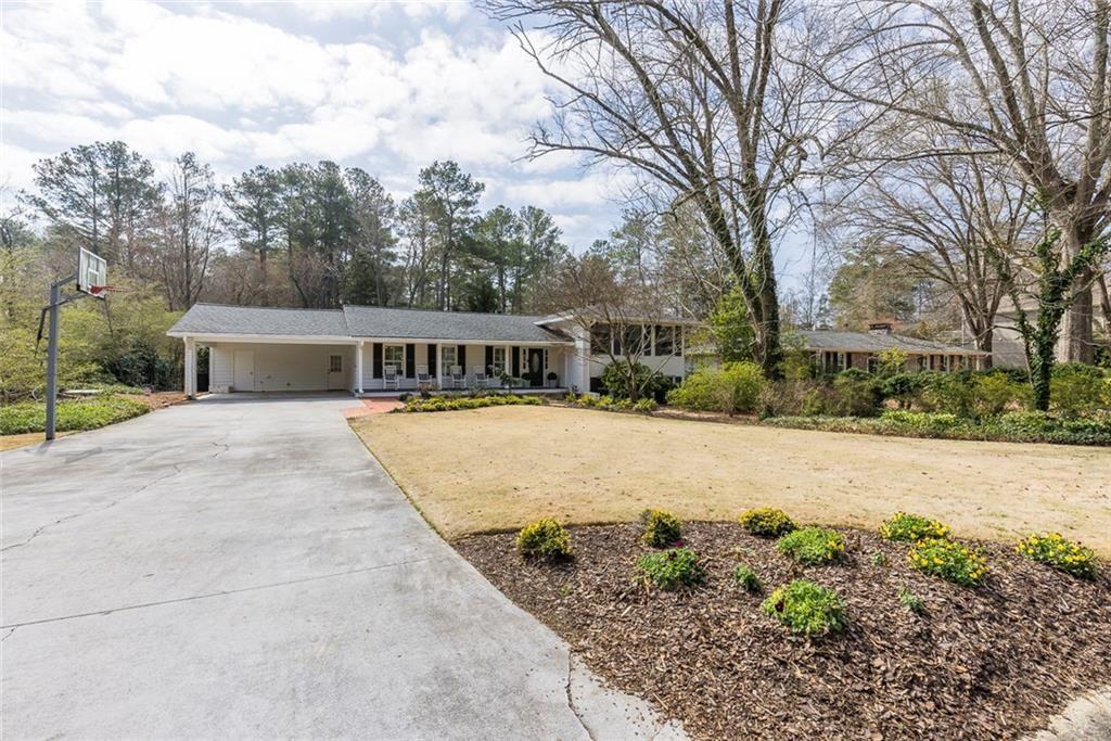 775 E Powderhorn Road NE