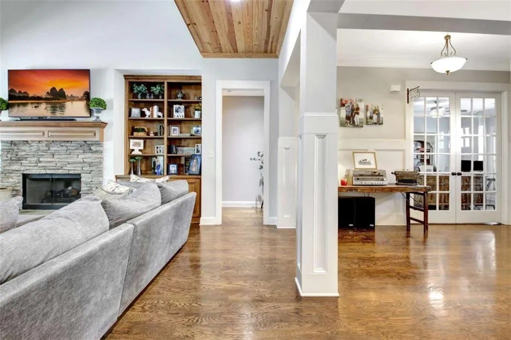 Sharpsburg, Georgia 30277, United States, 4 Bedrooms Bedrooms, ,5 BathroomsBathrooms,Residential,Active,118855