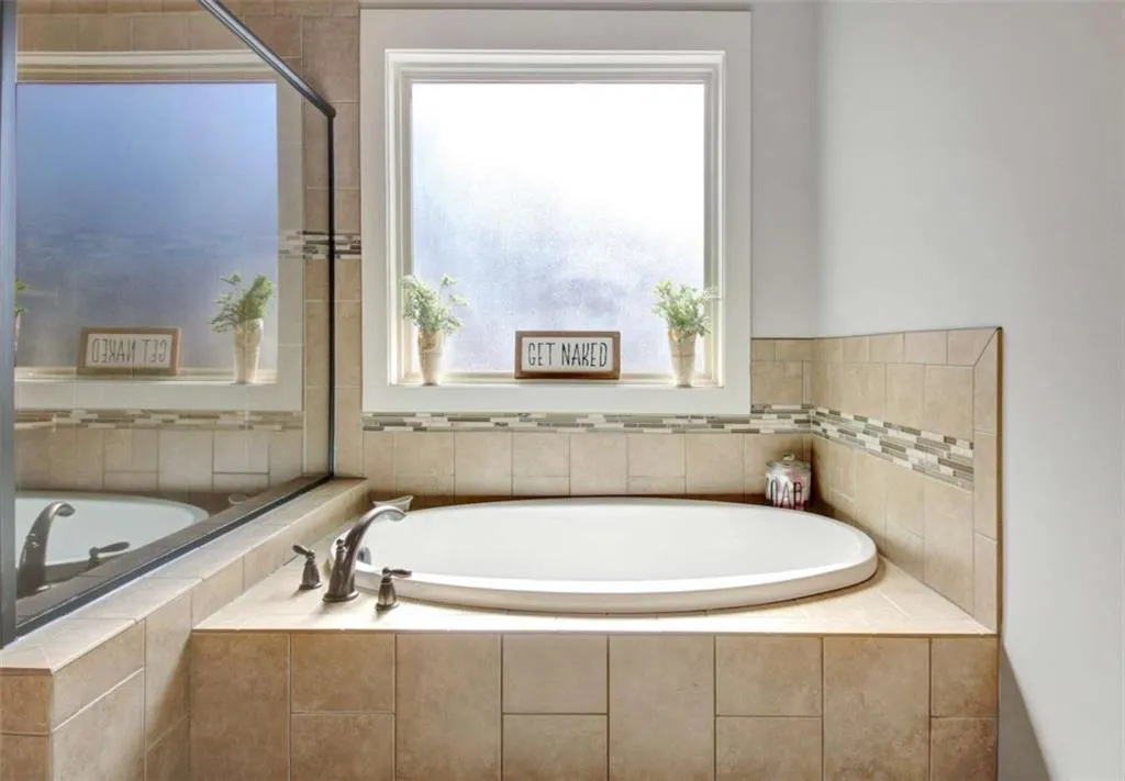 Sharpsburg, Georgia 30277, United States, 4 Bedrooms Bedrooms, ,5 BathroomsBathrooms,Residential,Active,118855