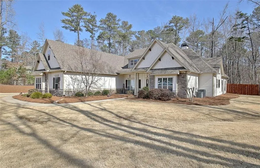 Sharpsburg, Georgia 30277, United States, 4 Bedrooms Bedrooms, ,5 BathroomsBathrooms,Residential,Active,118855